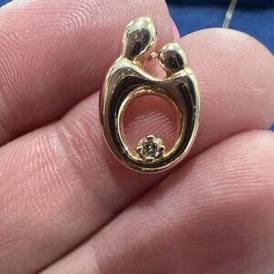 Vintage 1990’s Solid 14K Yellow Gold Diamond (.03 TCW) Mother & Child Pendant